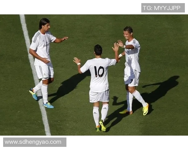 德国足球大师厄齐尔:从天才少年到世界舞台的绝妙进攻艺术 德国足球大师厄齐尔:从天才少年到世界舞台的绝妙进攻艺术