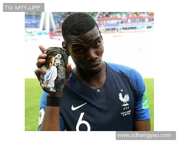 时尚与运动融合 足球球星主题T恤彰显个性与热血激情